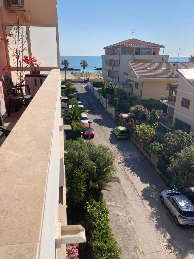 Teresa Al Mare Appartement Montesilvano Marina Buitenkant foto